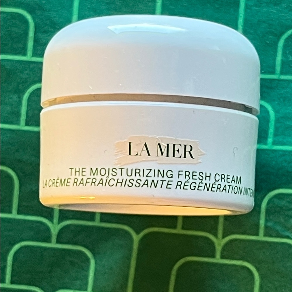 NWT La Mer The Moisturizing Fresh Cream Deluxe Mini (0.12 fl oz / 3.5 ml)